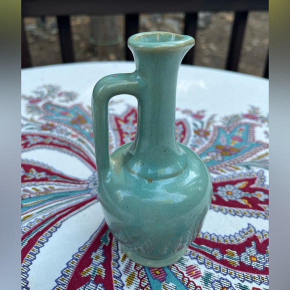 Vintage Miniature Vase - Picture 4 of 10